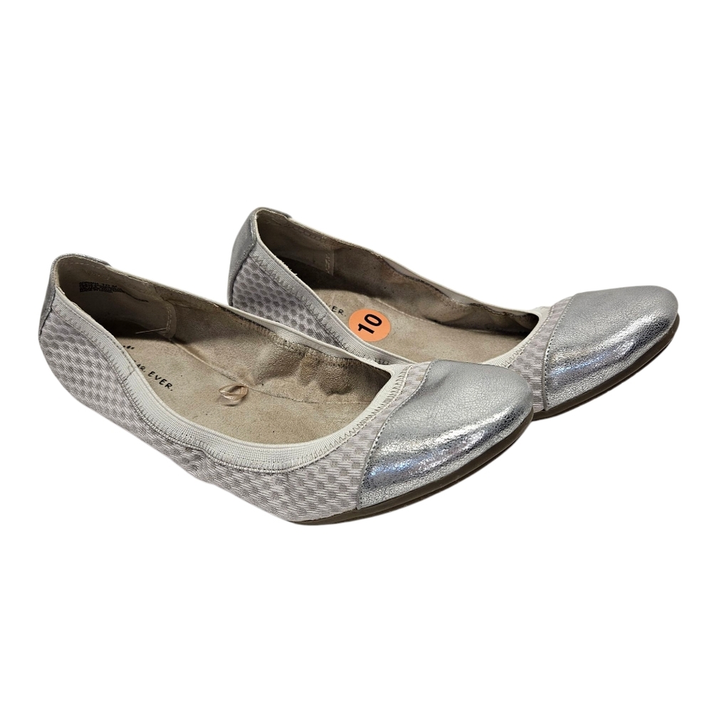 Wear Ever Silver Ballet Flats with Metallic Toe Cap Size 10